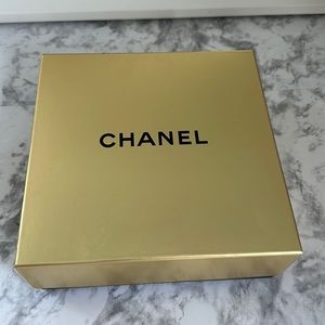 Chanel Box